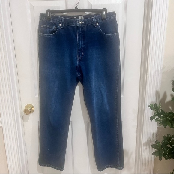 Izod Classic Fit Blue Jeans with Classic Denim Style / B-311/c-27 - Picture 1 of 5